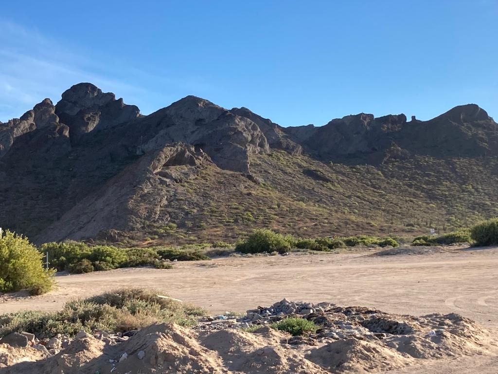Almanaque encontrado en la Baja California (2) La hora del desierto